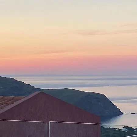 Mediterranean With Pool And Magnificent Sea Views And Walks